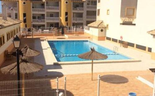 Apartment with 2 bedrooms in La Marina del Pinet with shared pool furnished balcony and WiFi
